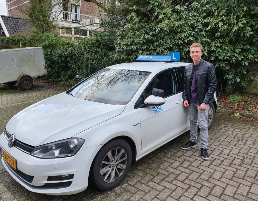 Gefeliciteerd Manuel met het behalen van je rijbewijs!