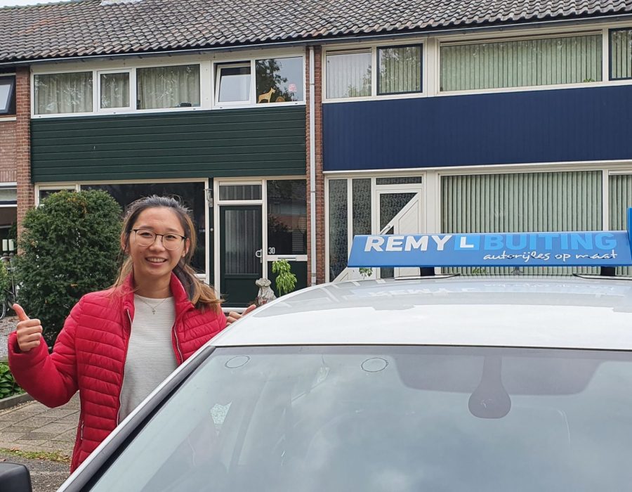 Gefeliciteerd Anne geslaagd voor je rijbewijs!