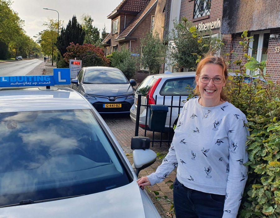 Gefeliciteerd Florie geslaagd voor je rijbewijs.